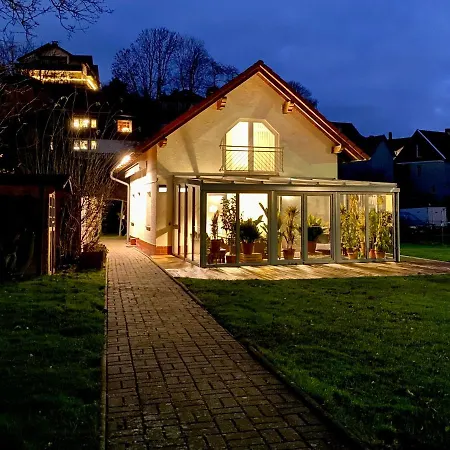 Haeuschen Holiday home Cabarz