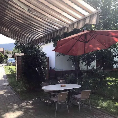 Haeuschen Holiday home *